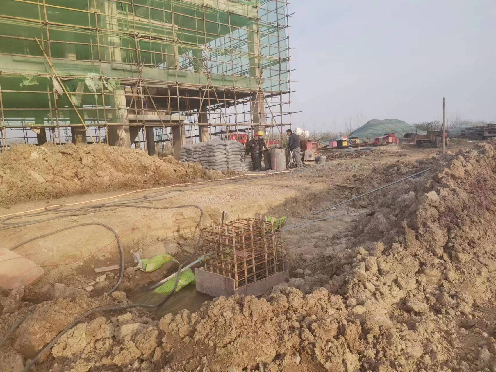 宜良当桥梁出现裂缝的时候应该及时加固修补